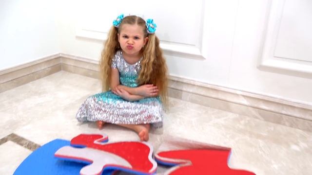 Diana and Roma play with Magic Puzzles смотреть онлайн