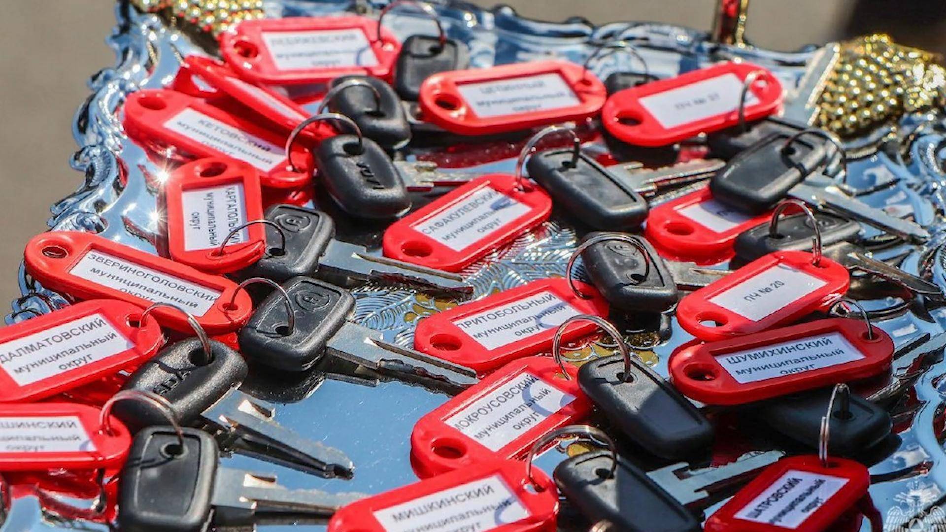 Новые машины – зауральским огнеборцам смотреть онлайн