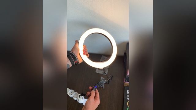 Кольцевая RGB лампа / Светодиодная RGB лампа / Лампа RGB для TikTok / RGB LED ring light/ D - 26 см смотреть онлайн