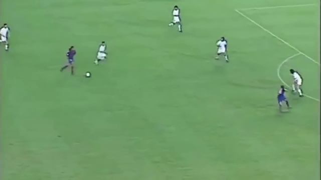 INSANE Public Pannas in Barcelona!! I Played at the Nou Camp! смотреть онлайн