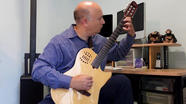 Moliendo Café - 5/27/23 Godin Multiac with Roland AC-33 amplifier смотреть онлайн