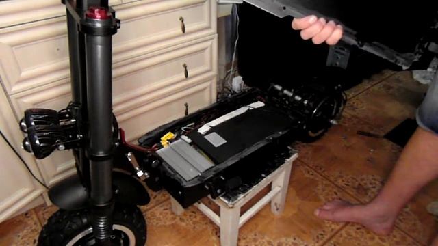 CURRUS R11 PRO,Вскрываем деку после жёсткого тест драйва.