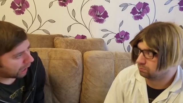 ДОКТОР КУРОПАТОВ делает ПЕТРУХИНУ укол кожаным шприцом в очко смотреть онлайн