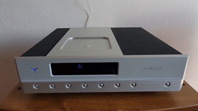 Audia Flight CD One смотреть онлайн