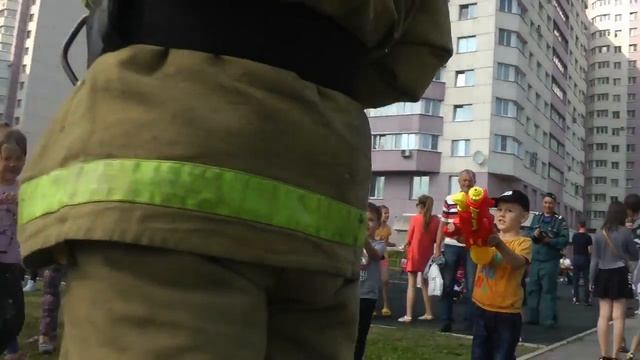 Иван Купала в Новокузнецке . Пожарники молодцы .