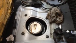 Замена и чистка топливного фильтра Nissan DUALIS | QASHQAI