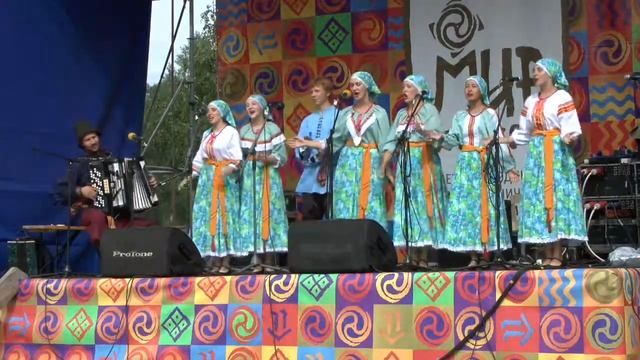 07. Подай балалайку (Во горнице во новой) смотреть онлайн