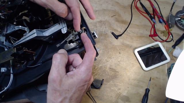 Perpetuum Ebner PE3015 Turntable Video#2 - Mechanism Problem Solved смотреть онлайн