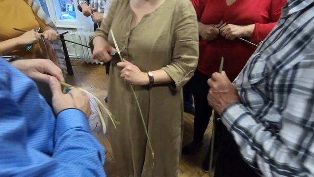 Работа с прививочным ножом - тренировка косых срезов (семинар Агеева Б.Н.) смотреть онлайн