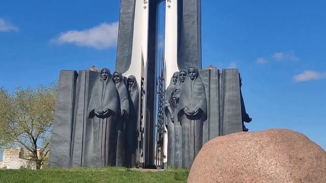 Минск. 2023 Апрель .ОСТРОВ СЛЕЗ. Мемориал погибшим воинам афганцам. смотреть онлайн