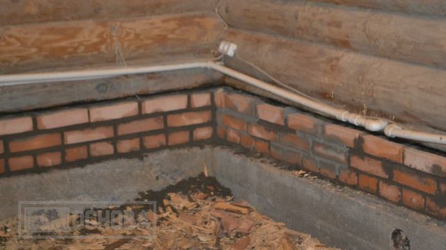 Замена нижнего венца на кирпичную кладку в доме из бревна в д. Ротково смотреть онлайн