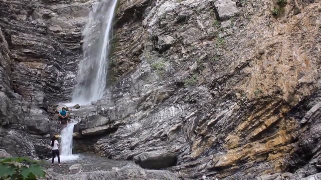 Водопад в Дурдже. (Габалинский район) смотреть онлайн