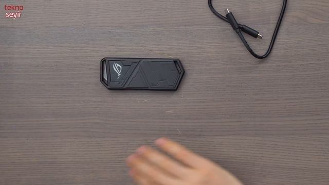 Asus ROG Strix Arion S500 Harici M2 İncelemesi смотреть онлайн