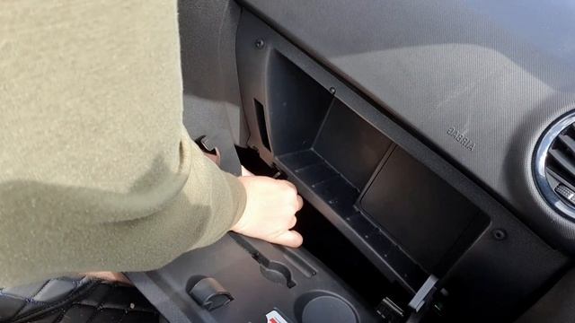 Glove box keeps falling off repair- vauxhall смотреть онлайн