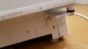 Ремонт двери холодильника.