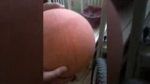Две способа как закрыть дырку в мячике смотреть онлайн