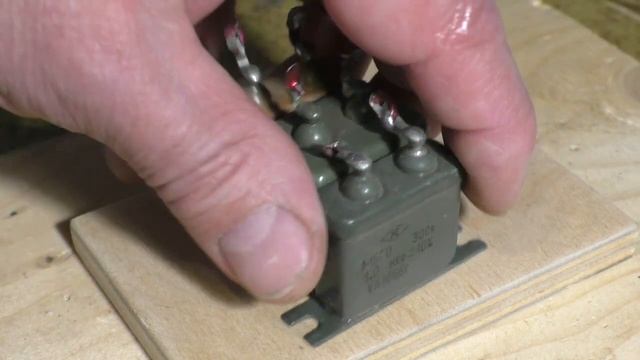 Имитатор пламени. Из ранних самоделок. Выпуск 3 смотреть онлайн