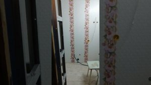 Делаем проем, набираем каркас, обрезаем стальную ванну