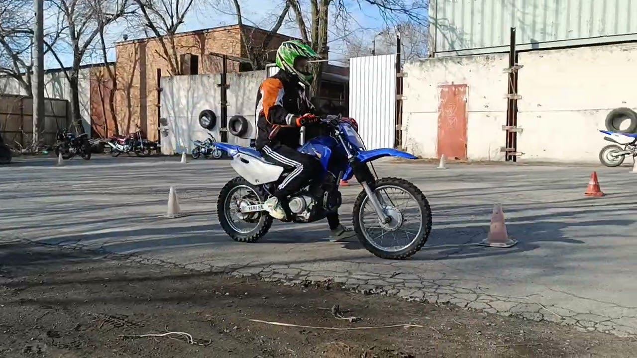 Первый раз за рулём мотоцикла смотреть онлайн