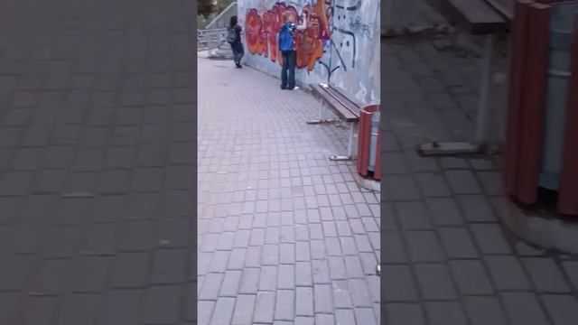 кто то реп читал кто то рисовал граффити смотреть онлайн