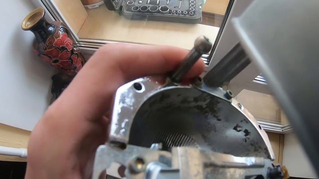 Хром в баллончике. восстановление отражателя линз. смотреть онлайн