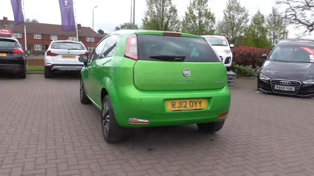 Fiat PUNTO Hatchback 0.9 TwinAir 3dr U15127 смотреть онлайн