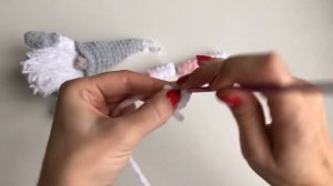 МК. Игрушка на елку крючком. Маленький гномик. Часть 1