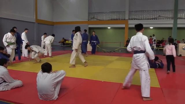 2007-2008, 2009-2010 ж.т. кіші жасөспірімдер арасында арасында Astana Judo League жарысы, 1-татами смотреть онлайн