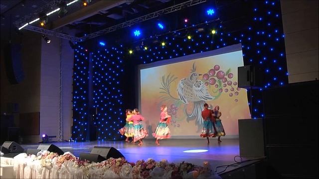 Хореографический центр "Мечта" "Девичья плясовая" смотреть онлайн