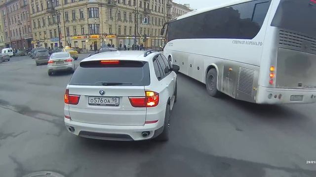 Площадь восстания: мудак смотреть онлайн