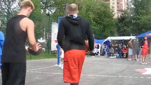 разминка Тема Кружков (Red Bull King of the Rock ) смотреть онлайн