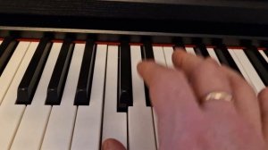 Урок 004 / Нотная грамота / Длительности нот / целая / половинная / четвёртая / восьмая