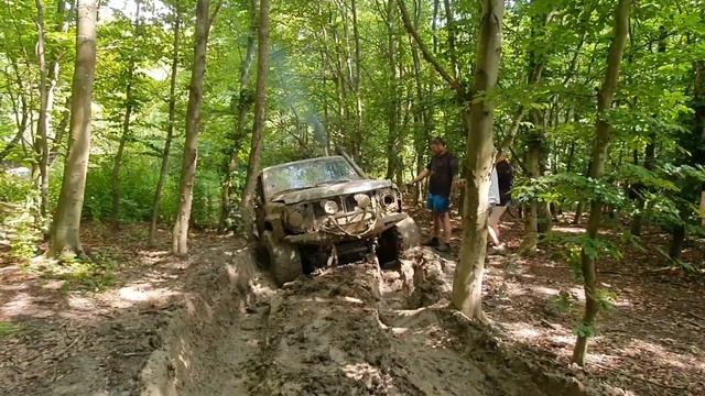 Жестокие Покатушки Nissan Patrol vs Nissan Terrano Offroad смотреть онлайн