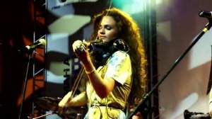 OTTA-orchestra 'Iza Susumeyo'