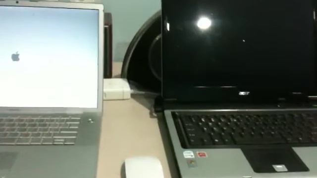 Macbook Pro VS. Acer Aspire 5670 startup смотреть онлайн