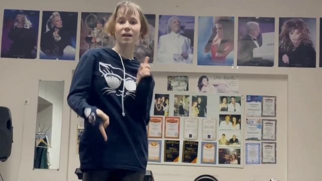 Aurora - Cure for me - dance смотреть онлайн