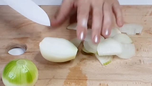Вкуснейшая КАРТОШЕЧКА по-деревенски с курицей.Delicious village-style POTATO with chicken. смотреть онлайн