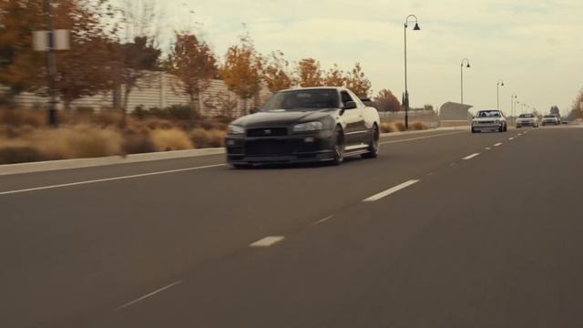 Midnight Purple II Skyline R34 Dropped off at Toretto's House! Four R34’s & Skyline Hakosuka [4K] смотреть онлайн