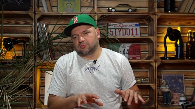 ПУТЕШЕСТВИЯ в КАРАНТИН: Граница, аэропорт, терминал, QR код, допрос. Просроченные документы. смотреть онлайн