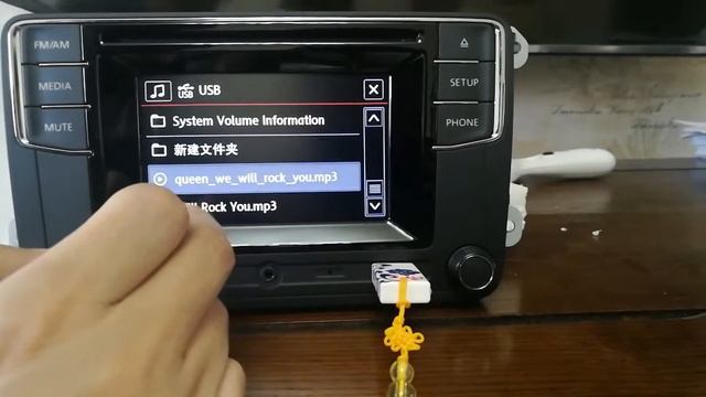 RCD330 187 support CD, USB, SD Card, Rear Camera смотреть онлайн