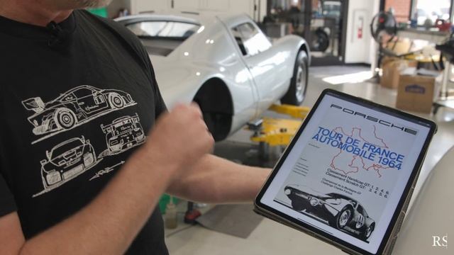 A quick rip on two special 904 Carrera GTS race cars | RS смотреть онлайн