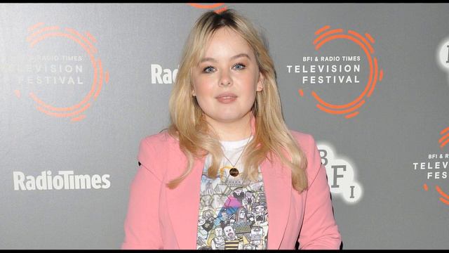 Helen George has actually had to defend filming Call The Midwife while смотреть онлайн