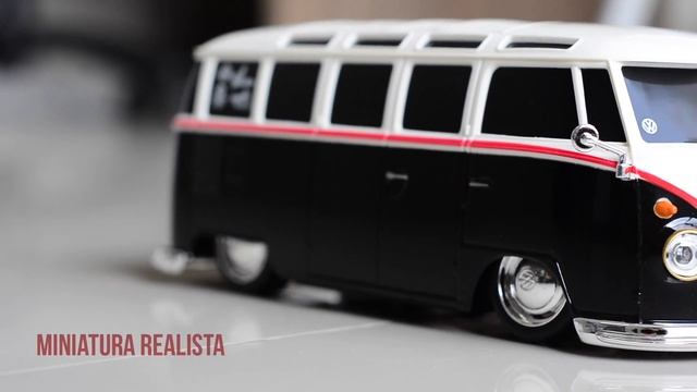 VOLKSWAGEN VAN SAMBA 1:24 смотреть онлайн