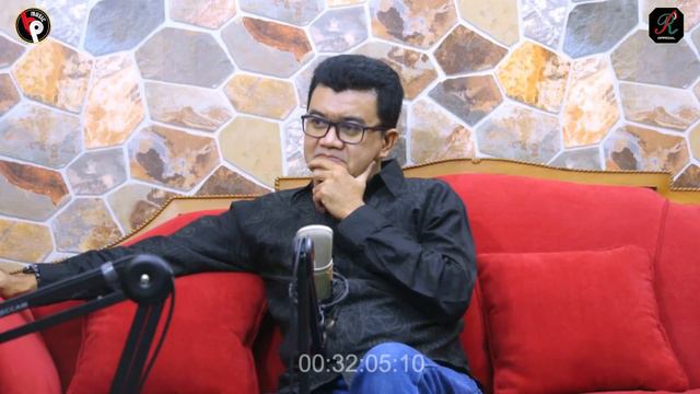 BISIKAN RHOMA #99: KASUS KOPI SIANIDA YANG KINI MENDIDIH LAGI смотреть онлайн