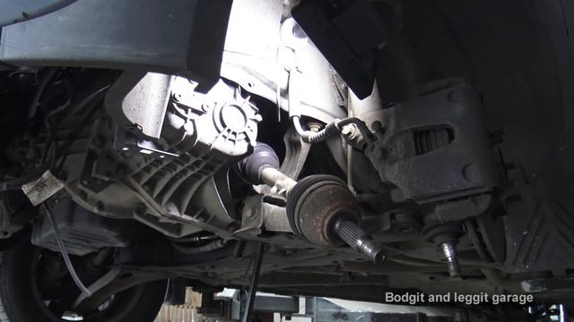 Ford Transit Connect Full Clutch Replace Part 1 Bodgit And Leggit Garage смотреть онлайн