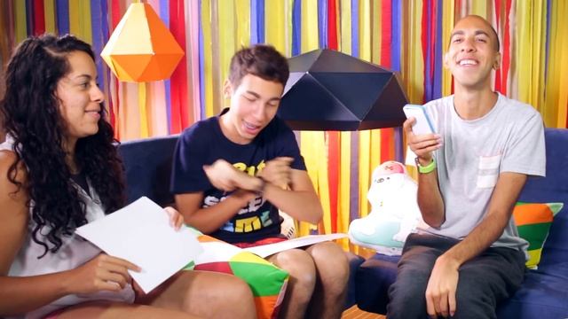 True or False Instagram Game! смотреть онлайн