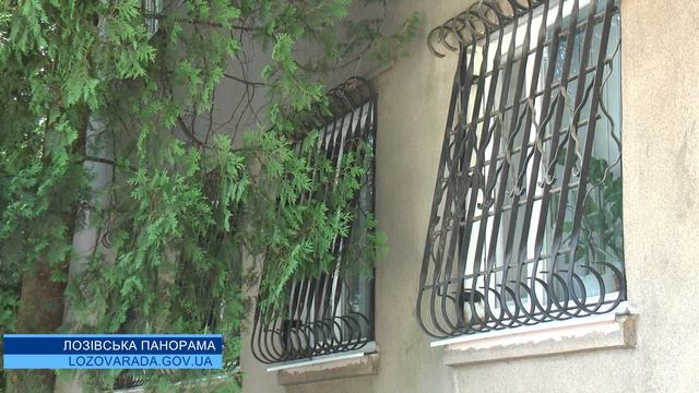 На Лозівщині поштарку підозрюють у крадіжці 52 тисяч гривень смотреть онлайн