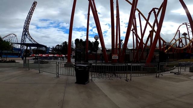 Full Tour of Six Flags Magic Mountain 2023! смотреть онлайн