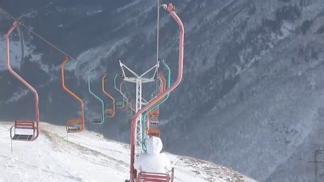Поднимаемся на Чегет! смотреть онлайн