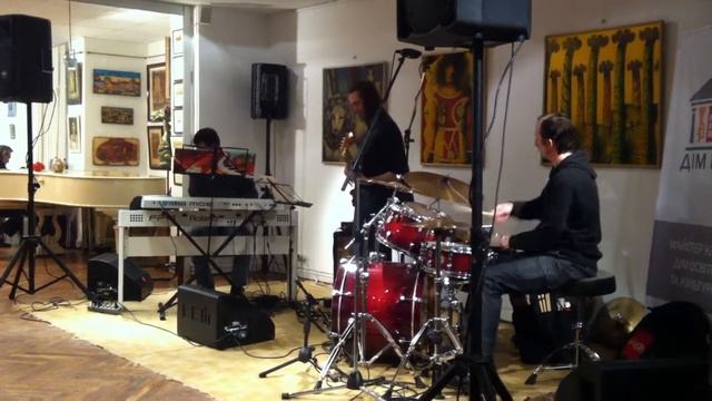 Artem_Lebedev_FUSION_TRIO_03 смотреть онлайн